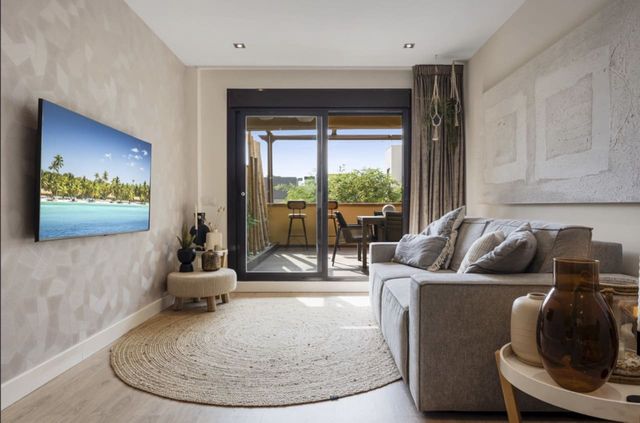 2 soveværelse Lejlighed til salg i La Cala de Mijas, Mijas med swimmingpool garage - € 375.000 (Ref: 8716766)