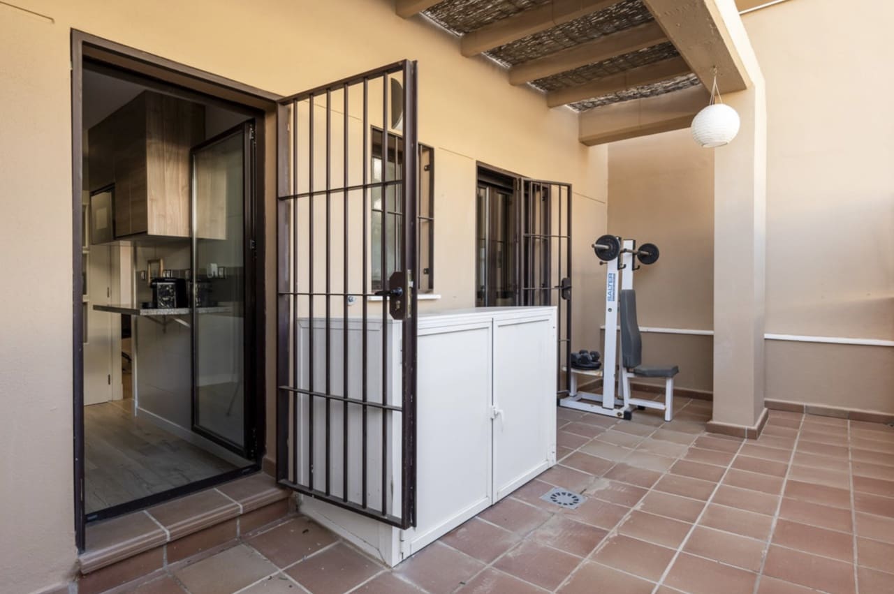 2 soveværelse Lejlighed til salg i La Cala de Mijas med swimmingpool garage - € 375.000 (Ref: 8716766)
