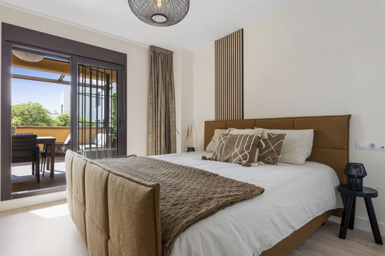2 soveværelse Lejlighed til salg i La Cala de Mijas med swimmingpool garage - € 375.000 (Ref: 8716766)