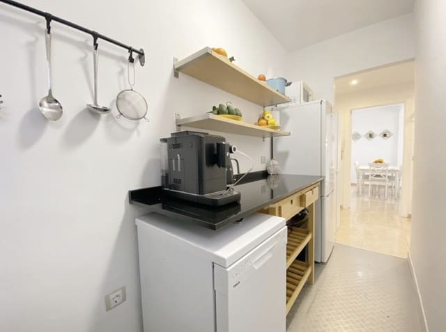 2 makuuhuone Huoneisto myytävänä paikassa Casco Antiguo, Marbella mukana 
autotalli - 325 000 € (Ref: 8716769)