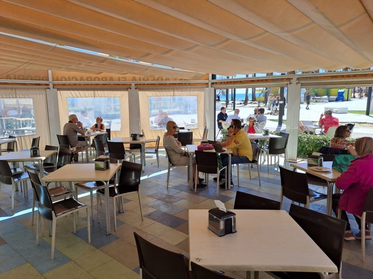 Kommersiell till salu i La Mata - 225 000 € (Ref: 8730018)