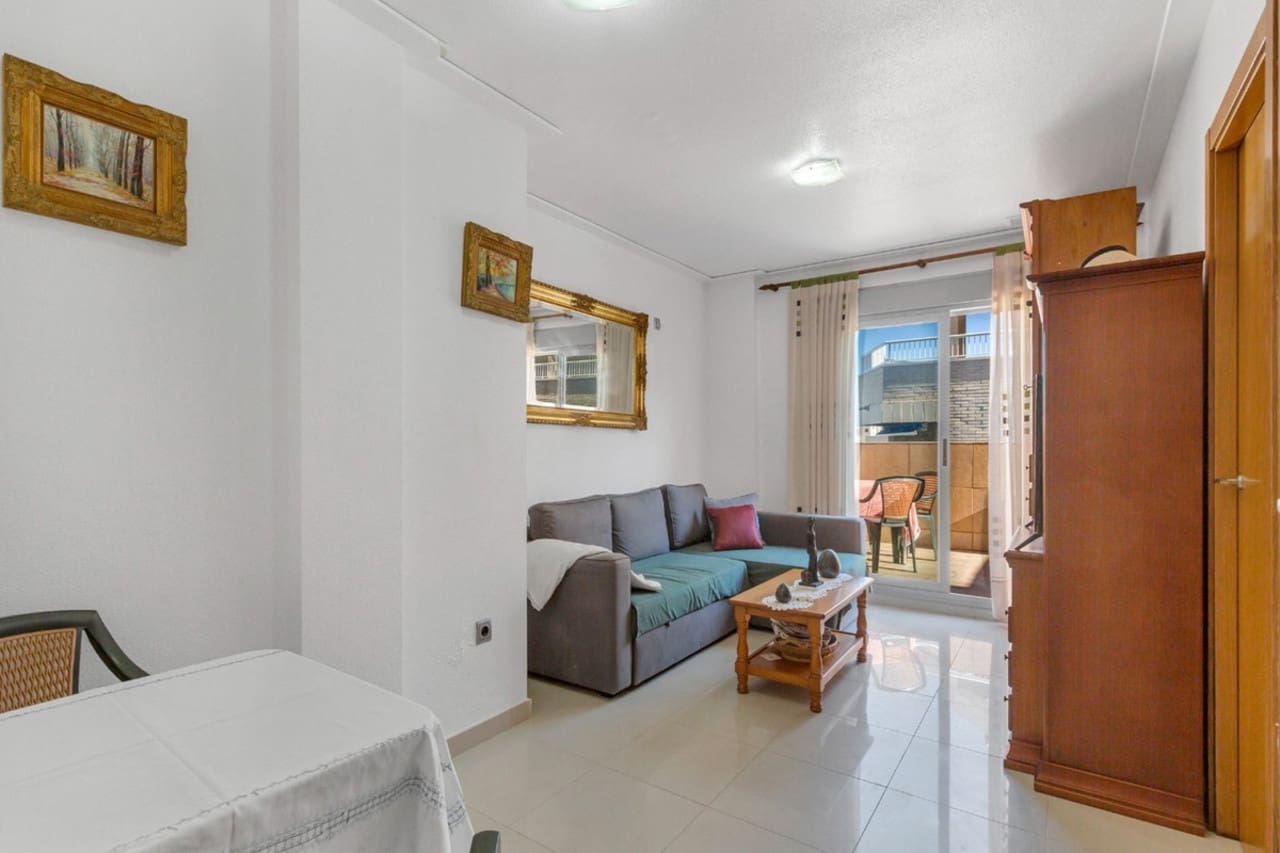 2 quarto Apartamento para venda em Torrevieja - 175 000 € (Ref: 8730067)