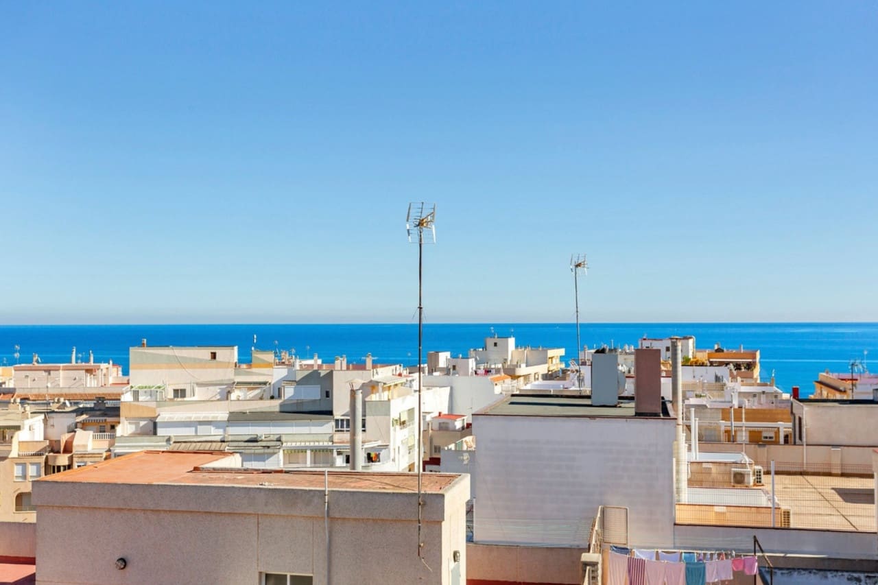 2 quarto Apartamento para venda em Torrevieja - 175 000 € (Ref: 8730067)