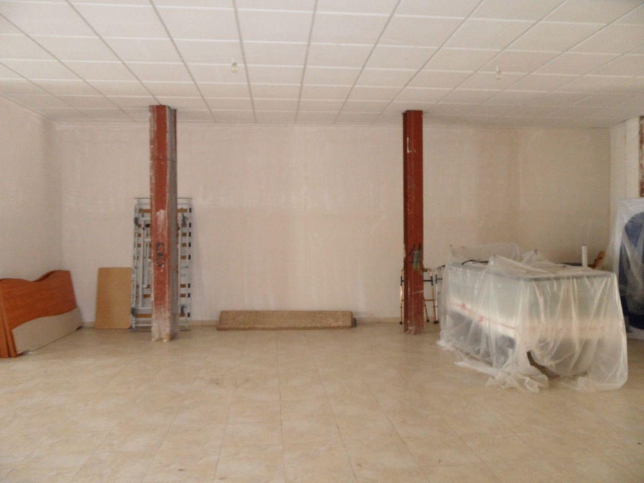 Kaupallinen myytävänä paikassa Calpe / Calp - 199 000 € (Ref: 8730087)