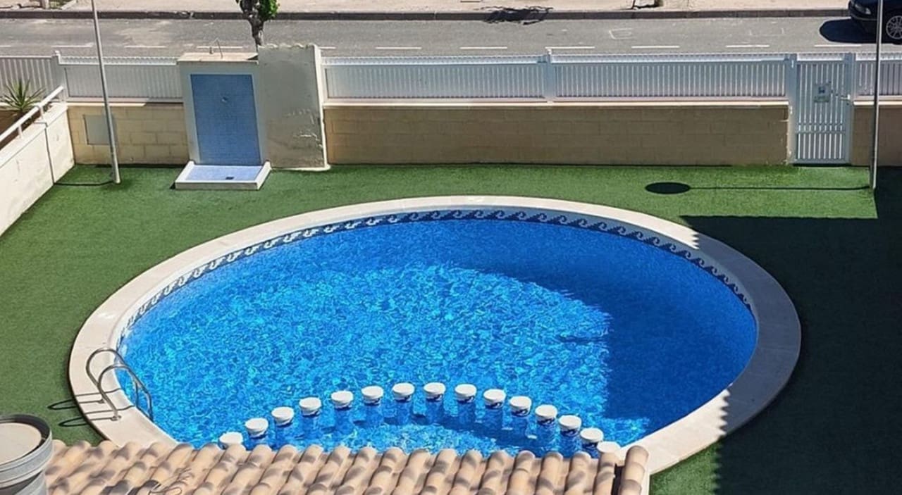 2 Zimmer Apartment zu verkaufen in Pilar de la Horadada mit Pool - 225.000 € (Ref: 8730349)