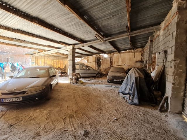 Tontti myytävänä paikassa Pinoso - 184 995 € (Ref: 8730738)