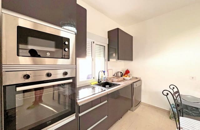 2 makuuhuone Huvila myytävänä paikassa Dehesa de Campoamor, Orihuela - 219 000 € (Ref: 8730911)