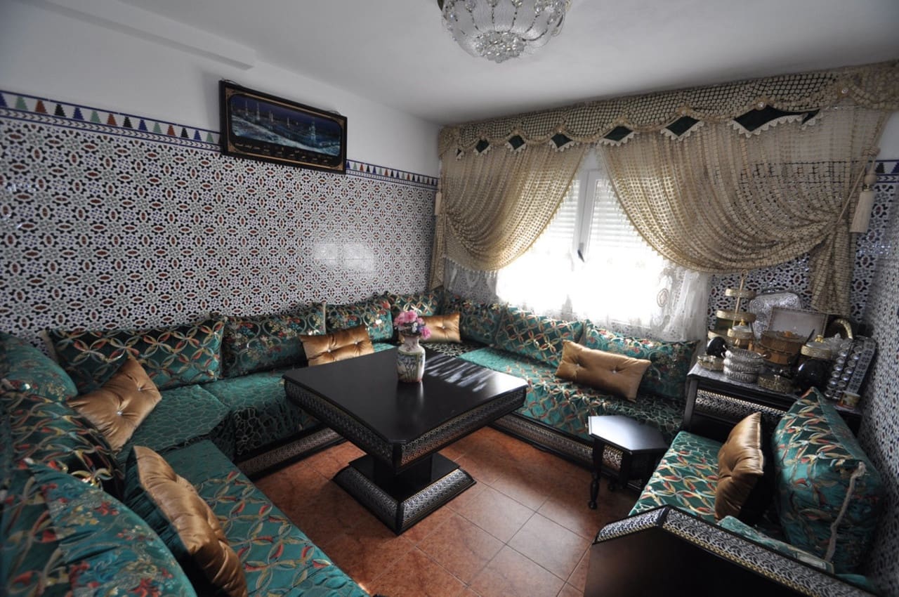 6 makuuhuone Huvila myytävänä paikassa Pinoso - 157 495 € (Ref: 8731306)