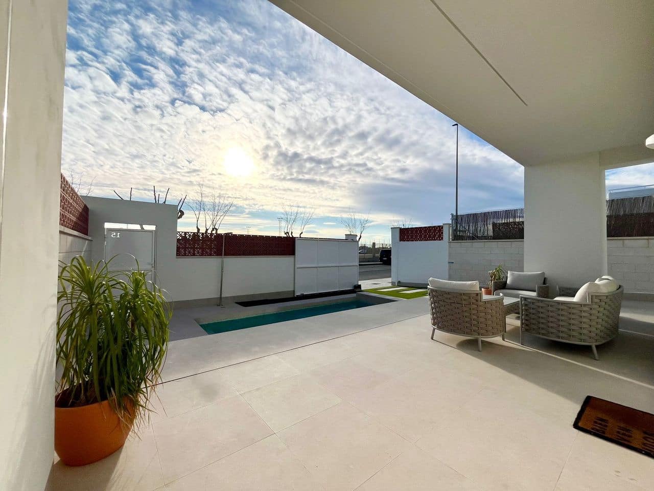 3 soverom Villa til salgs i Pilar de la Horadada med svømmebasseng garasje - € 439 000 (Ref: 8736326)