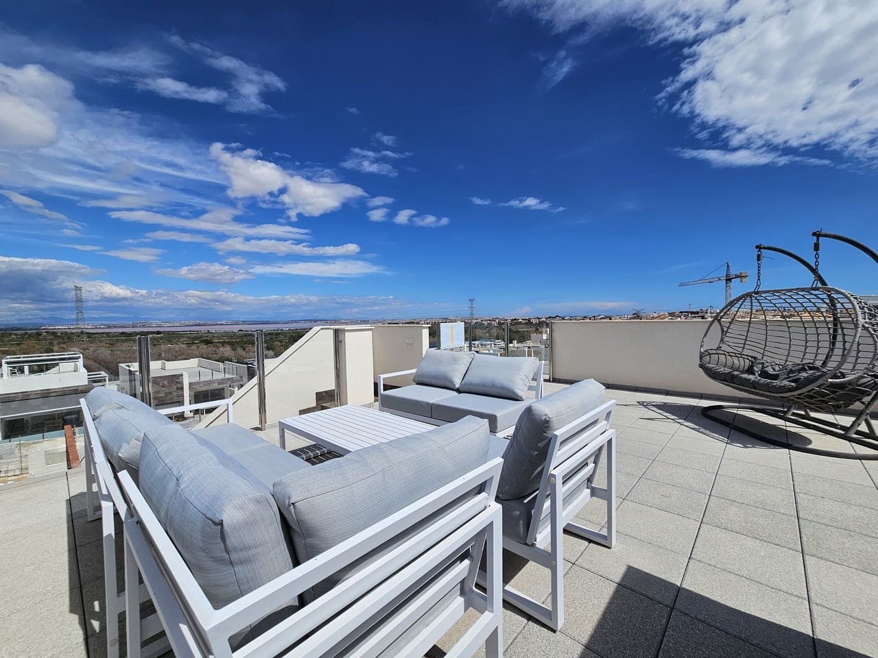 4 bedroom Villa for sale in Villamartin with pool garage - € 450,000 (Ref: 8742669)