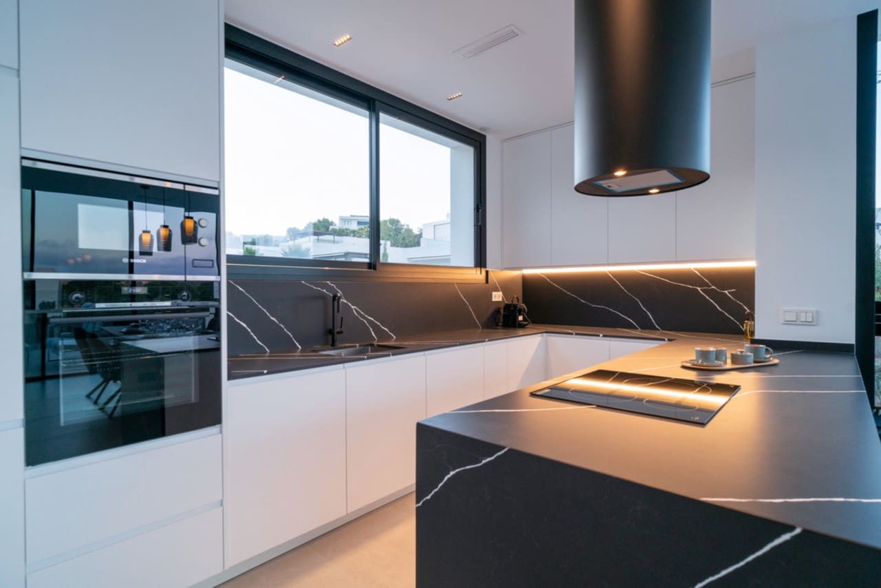 3 slaapkamer Villa te koop in Las Colinas Golf met zwembad - € 1.000.000 (Ref: 8743186)