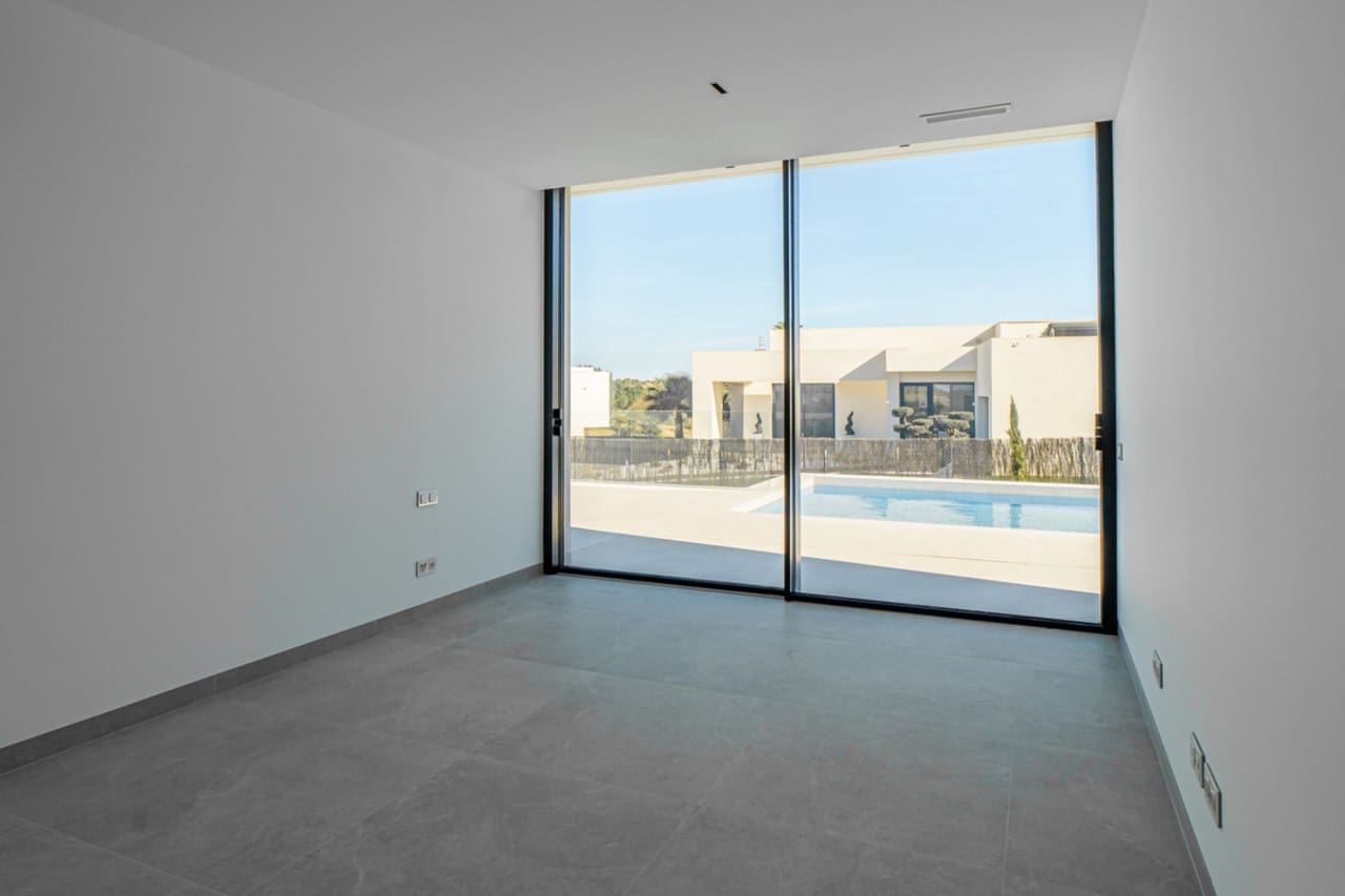 3 slaapkamer Villa te koop in Las Colinas Golf met zwembad - € 1.000.000 (Ref: 8743186)