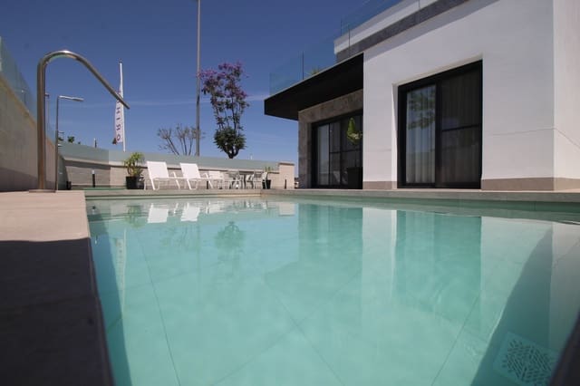 3 soveværelse Villa til salg i Pilar de la Horadada ciudad, Pilar de la Horadada med swimmingpool garage - € 485.000 (Ref: 8743906)