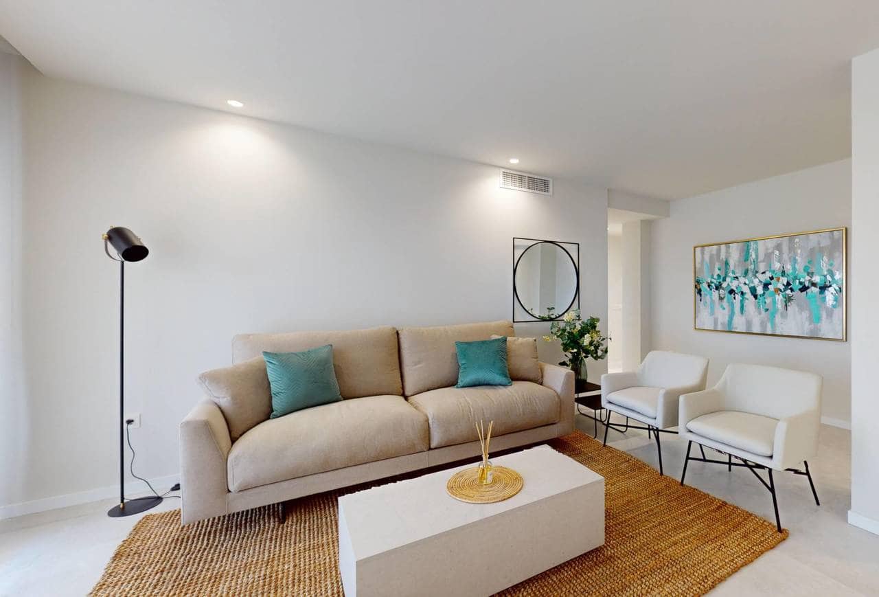 2 slaapkamer Appartement te koop in Mil Palmeras met zwembad - € 325.000 (Ref: 8751022)