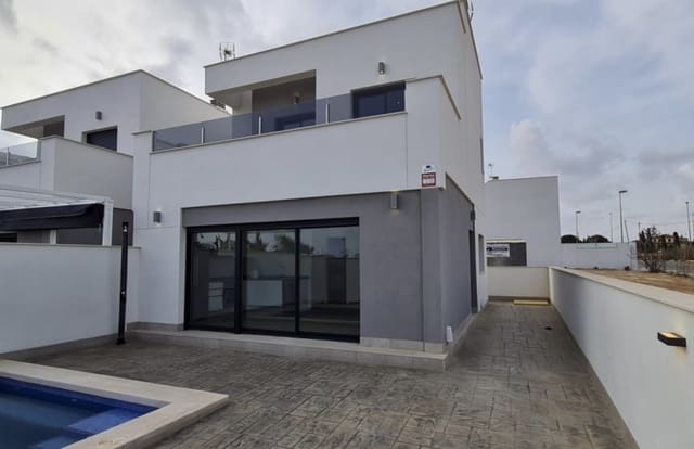 Chalet de 3 habitaciones en Los Dolses, Orihuela en venta con piscina - 399.900 € (Ref: 8751897)