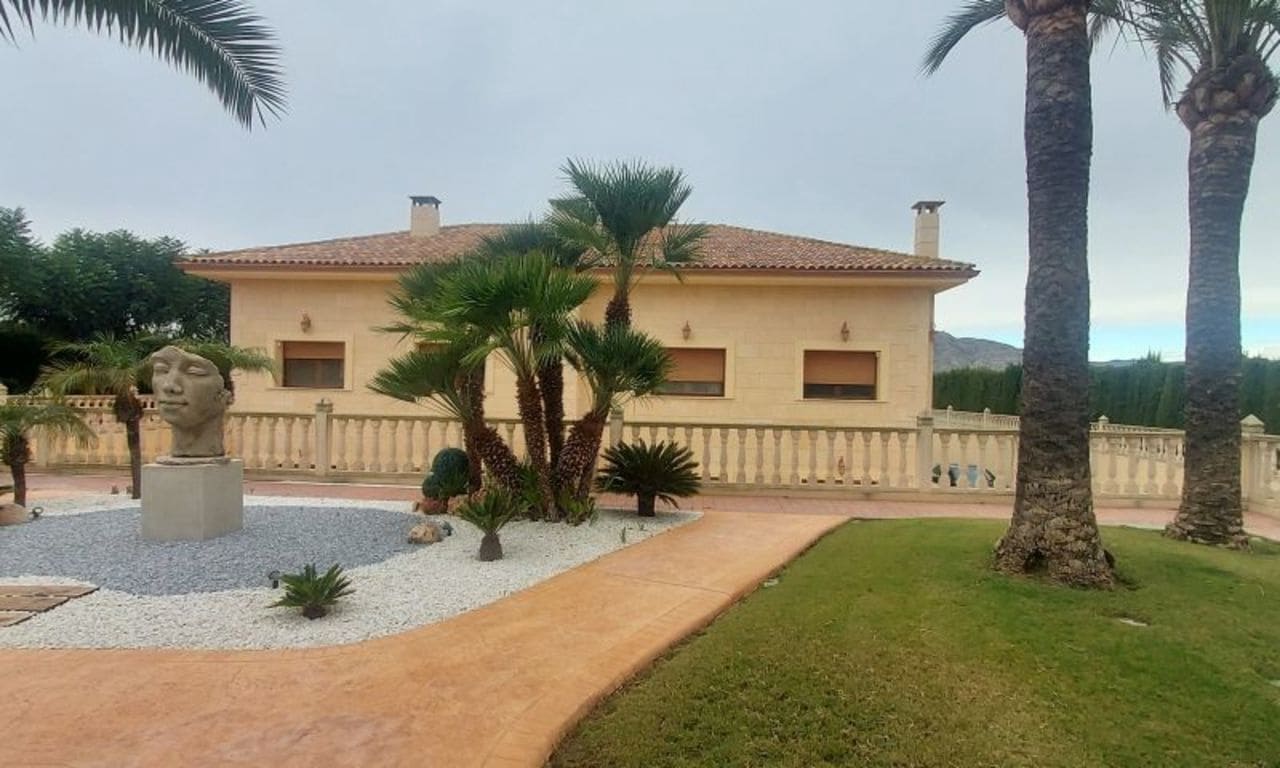 5 sovrum Villa till salu i Hondon de las Nieves med pool - 850 000 € (Ref: 8752373)