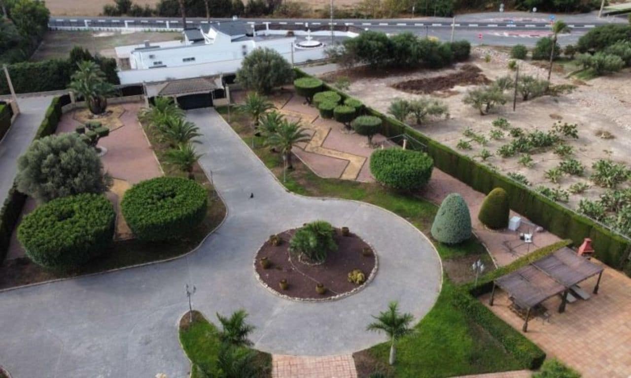 6 Zimmer Villa zu verkaufen in Elche / Elx mit Pool - 1.375.000 € (Ref: 8752375)