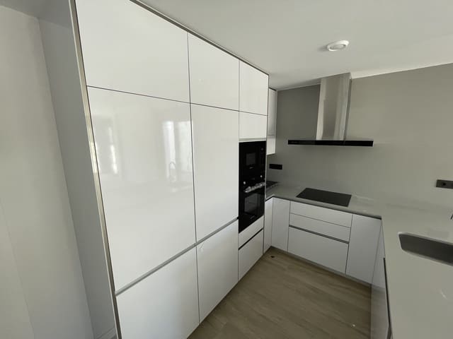 4 sovrum Lägenhet till salu i Pilar de la Horadada ciudad, Pilar de la Horadada med pool garage - 575 000 € (Ref: 8752894)