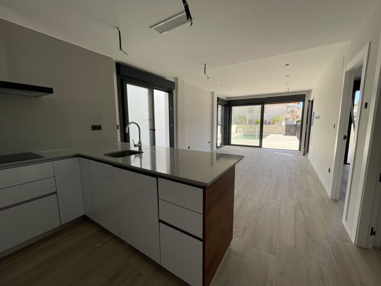 4 soveværelse Lejlighed til salg i Pilar de la Horadada med swimmingpool garage - € 575.000 (Ref: 8752894)