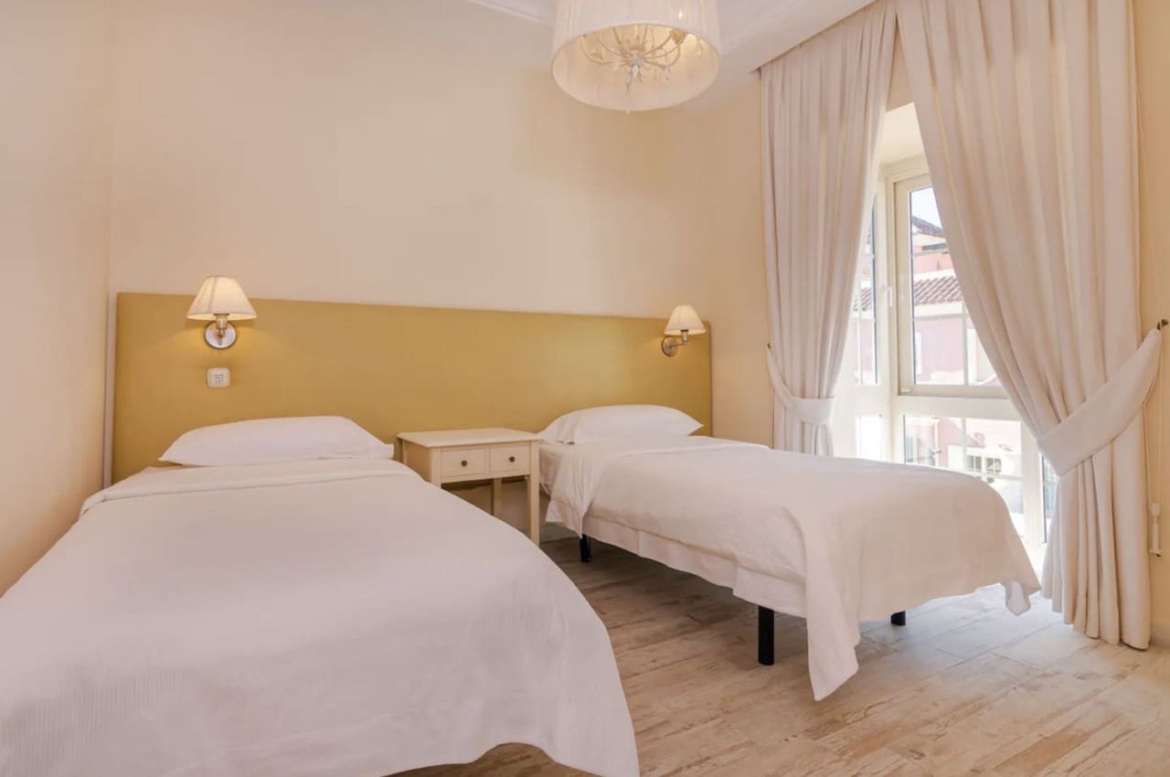 5 soverom Villa til salgs i Puerto Banus med svømmebasseng garasje - € 2 200 000 (Ref: 8754480)