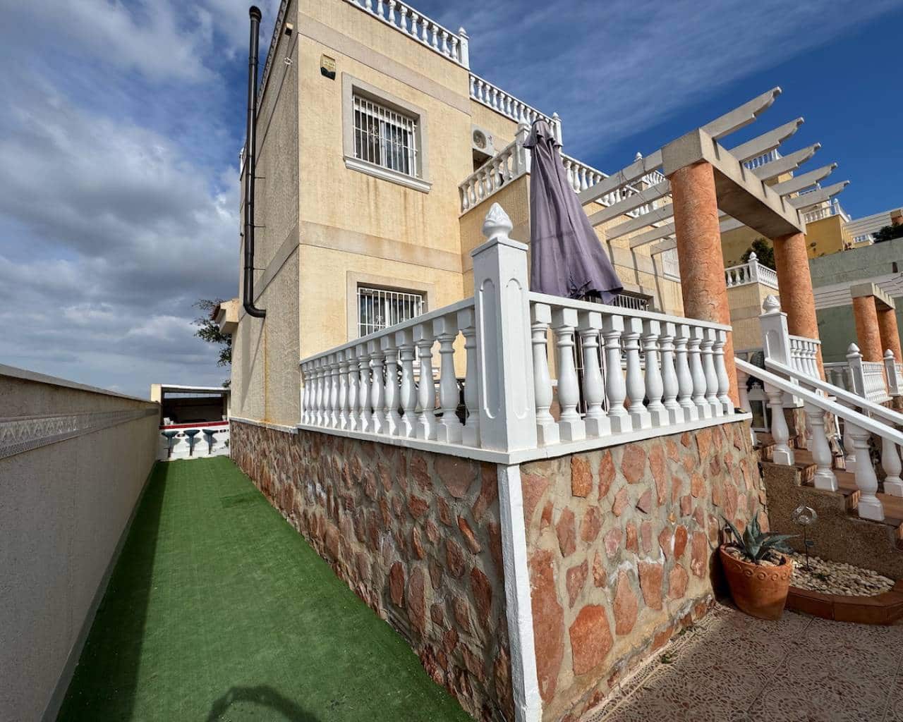 3 chambre Villa/Maison à vendre à Ciudad Quesada avec piscine - 199 950 € (Ref: 8756226)