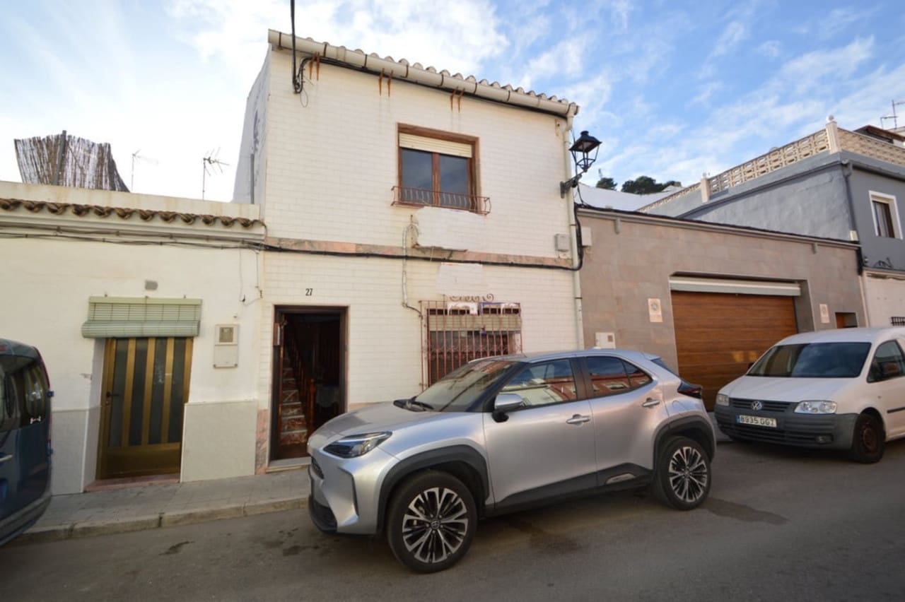 2 makuuhuone Huvila myytävänä paikassa Denia - 191 000 € (Ref: 8777891)