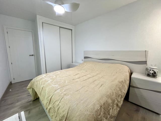 4 makuuhuone Huoneisto myytävänä paikassa El Molino, Torrevieja - 210 000 € (Ref: 8778018)