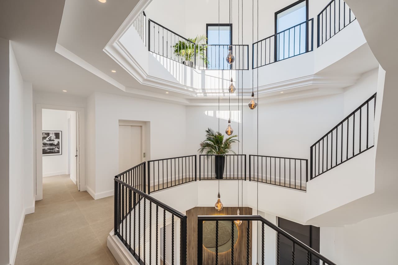 6 bedroom Villa for sale in Los Flamingos with pool garage - € 7,995,000 (Ref: 8778065)
