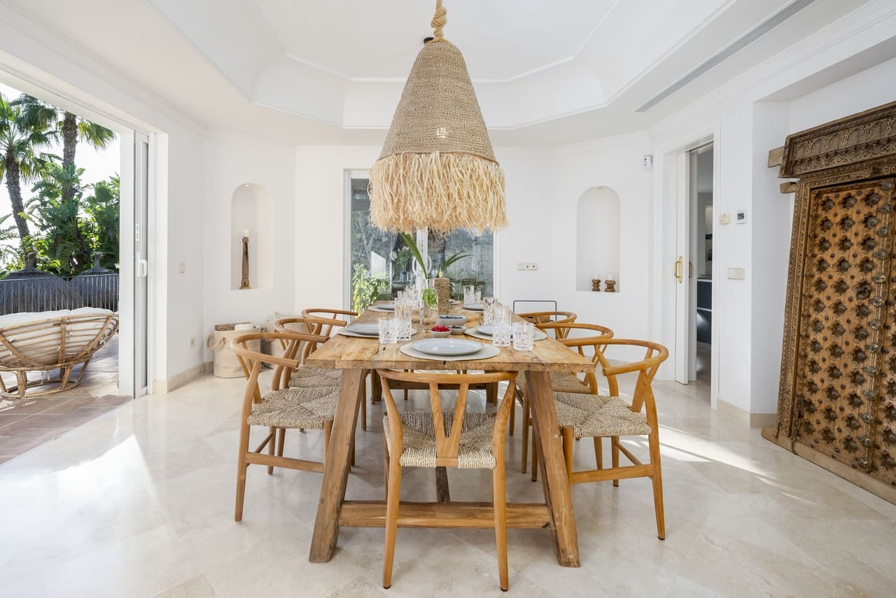 6 soverom Villa til salgs i Malaga by med svømmebasseng garasje - € 4 000 000 (Ref: 8778071)