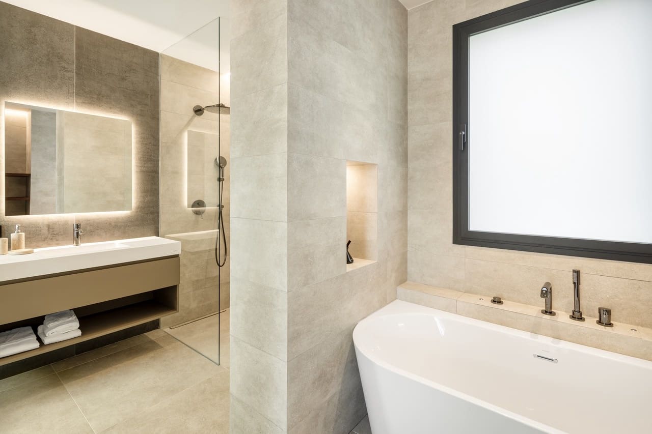 5 slaapkamer Villa te koop in Malaga stad met zwembad garage - € 3.995.000 (Ref: 8778072)