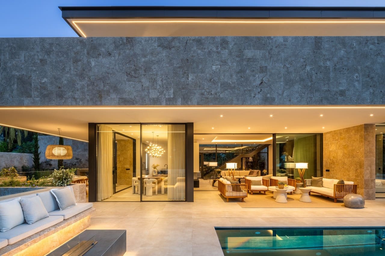 5 slaapkamer Villa te koop in Malaga stad met zwembad garage - € 3.995.000 (Ref: 8778072)