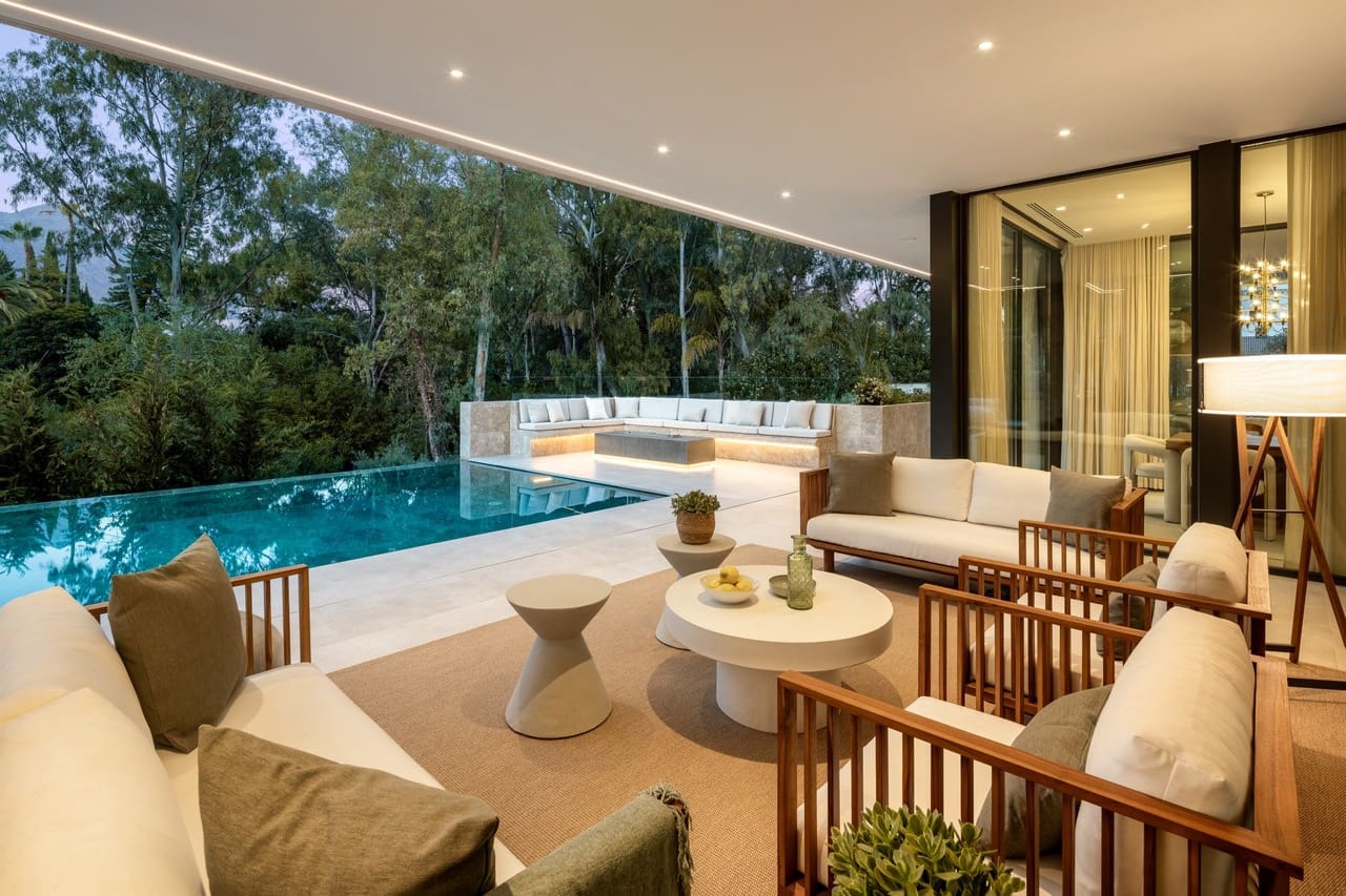 5 slaapkamer Villa te koop in Malaga stad met zwembad garage - € 3.995.000 (Ref: 8778072)