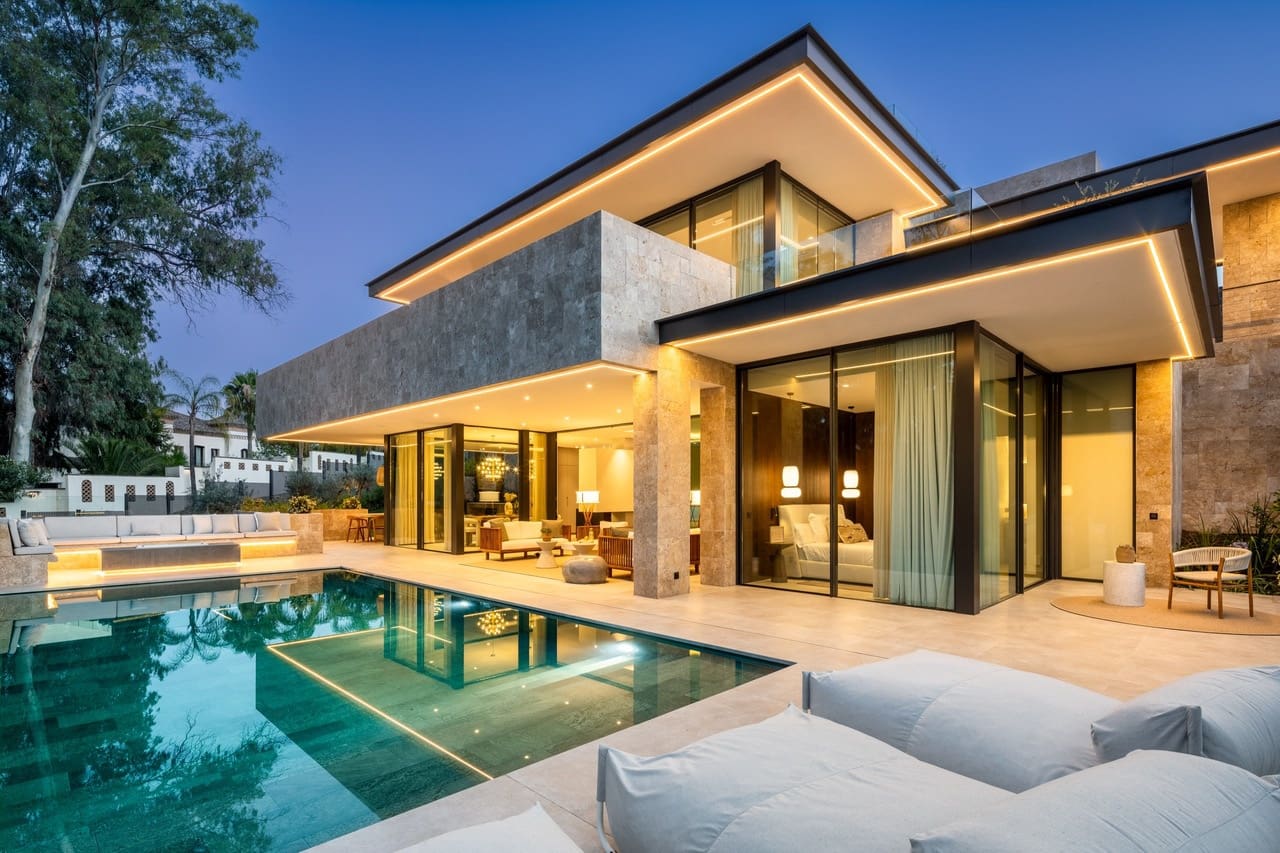5 slaapkamer Villa te koop in Malaga stad met zwembad garage - € 3.995.000 (Ref: 8778072)