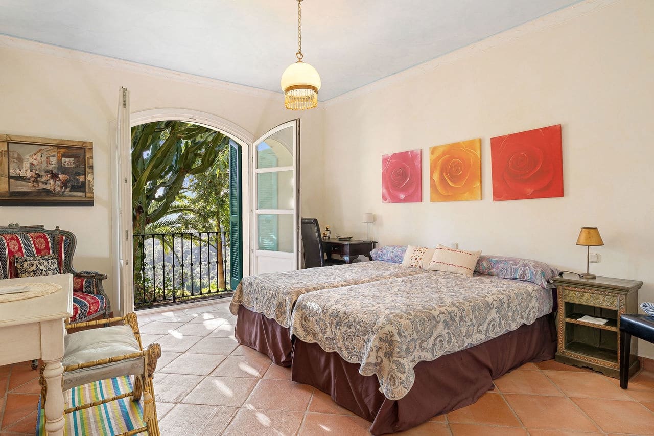 4 Zimmer Villa zu verkaufen in El Madronal mit Pool Garage - 2.500.000 € (Ref: 8778075)