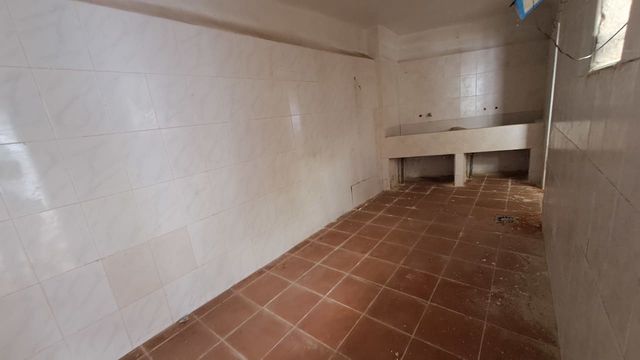 1 quarto Comercial para venda em Orihuela ciudad, Orihuela com garagem - 345 000 € (Ref: 8778077)