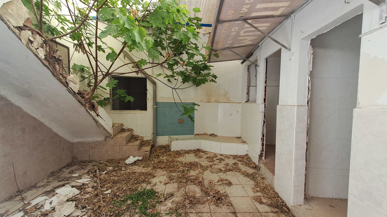 1 quarto Comercial para venda em Orihuela com garagem - 345 000 € (Ref: 8778077)
