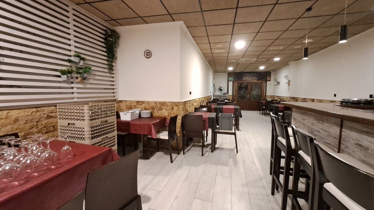 Komercyjne na sprzedaż w Benijofar - 349 950 € (Ref: 8778079)