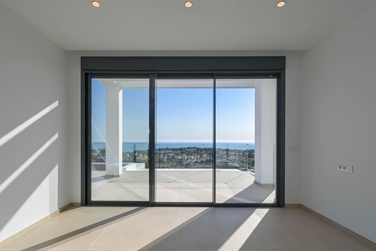 4 Zimmer Villa zu verkaufen in Calpe / Calp mit Pool Garage - 1.925.000 € (Ref: 8784371)