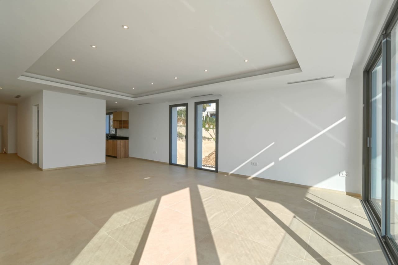 4 Zimmer Villa zu verkaufen in Calpe / Calp mit Pool Garage - 1.925.000 € (Ref: 8784371)