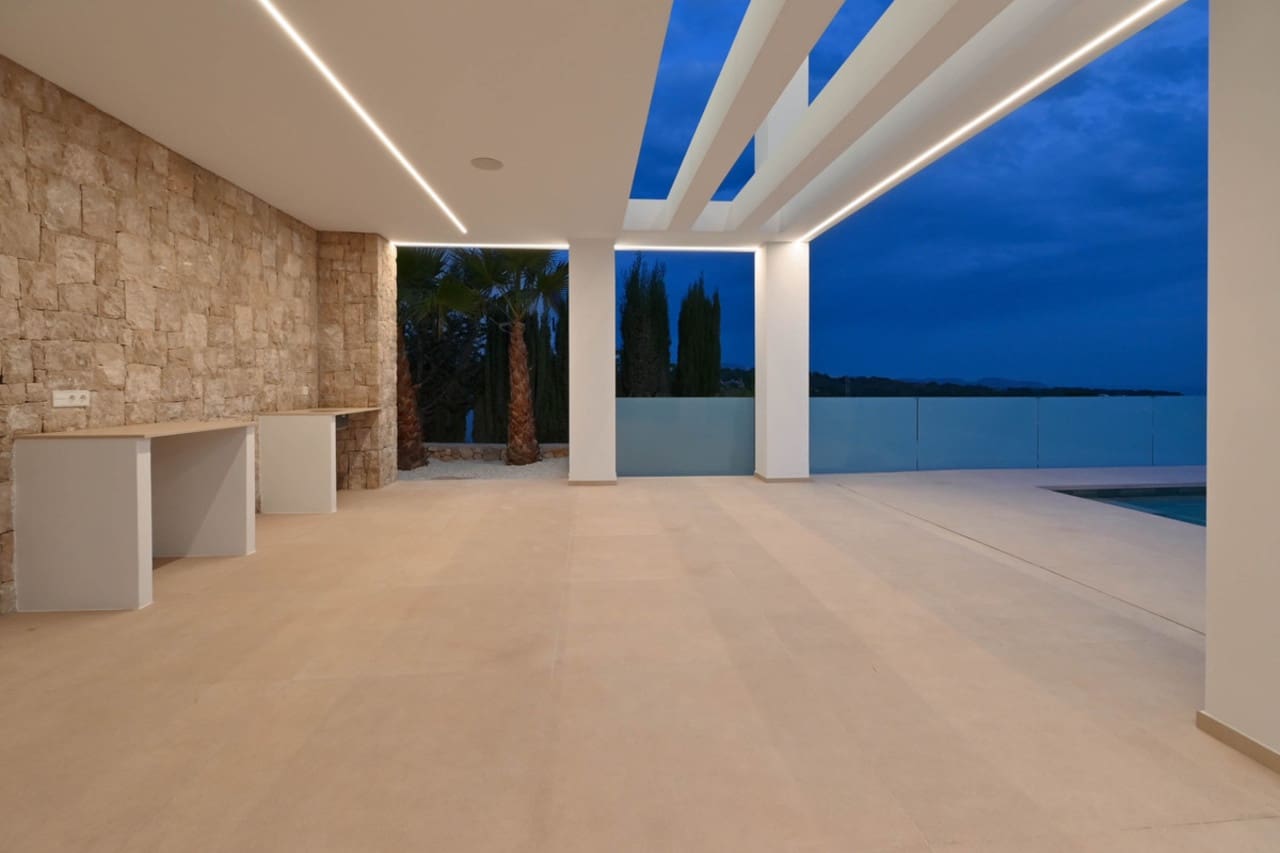 4 Zimmer Villa zu verkaufen in Calpe / Calp mit Pool Garage - 1.925.000 € (Ref: 8784371)