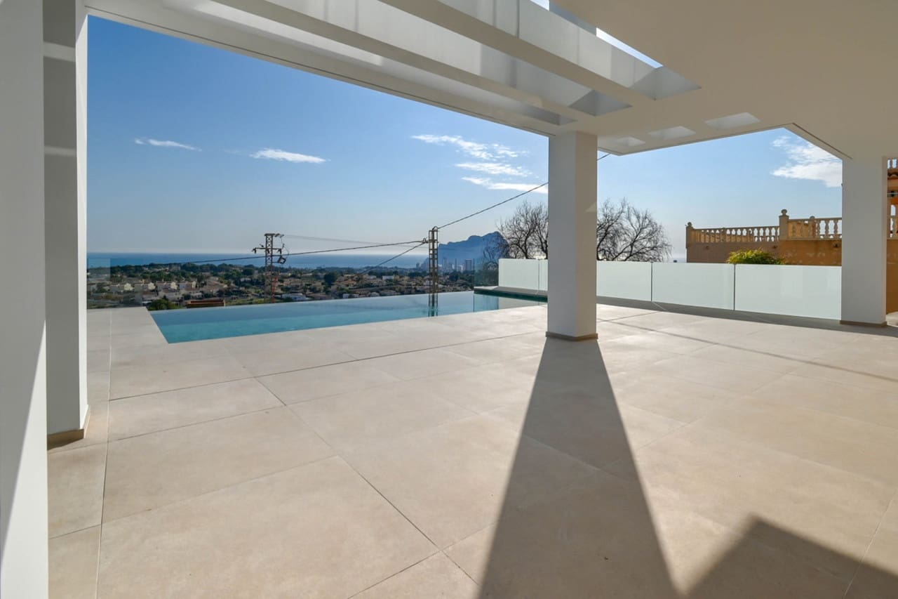 4 Zimmer Villa zu verkaufen in Calpe / Calp mit Pool Garage - 1.925.000 € (Ref: 8784371)