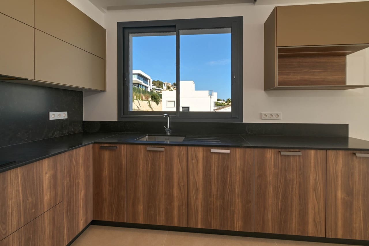 4 Zimmer Villa zu verkaufen in Calpe / Calp mit Pool Garage - 1.925.000 € (Ref: 8784371)
