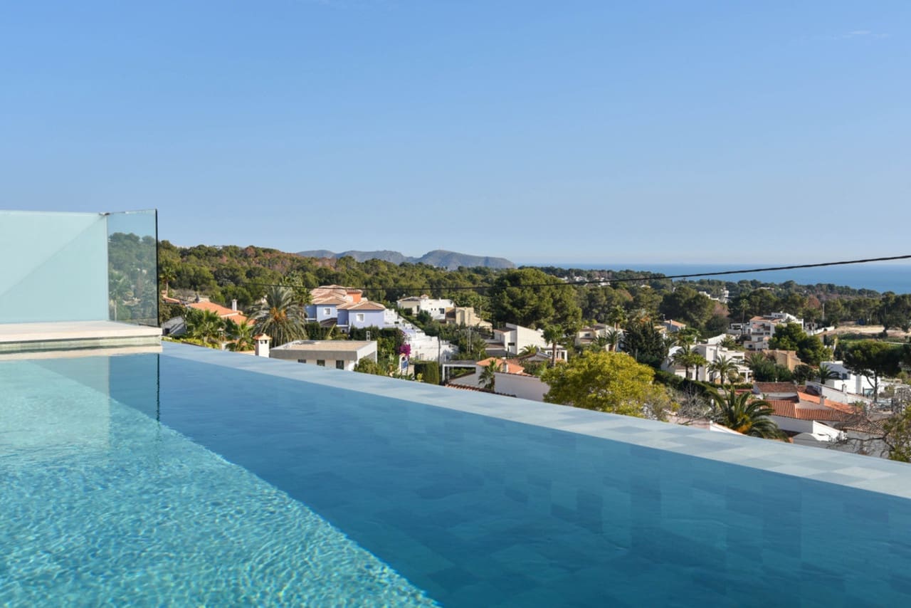 4 Zimmer Villa zu verkaufen in Calpe / Calp mit Pool Garage - 1.925.000 € (Ref: 8784371)