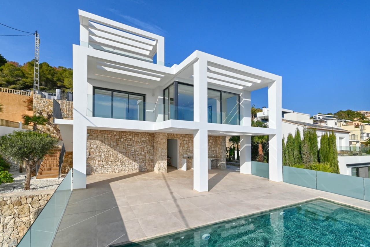 4 Zimmer Villa zu verkaufen in Calpe / Calp mit Pool Garage - 1.925.000 € (Ref: 8784371)