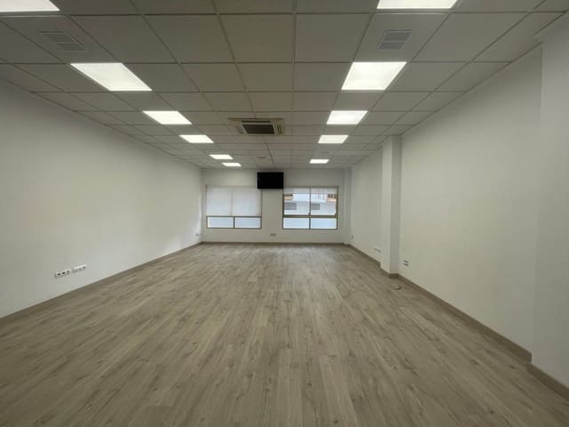 Kommersiell till salu i Pueblo, Calpe / Calp - 185 000 € (Ref: 8786266)