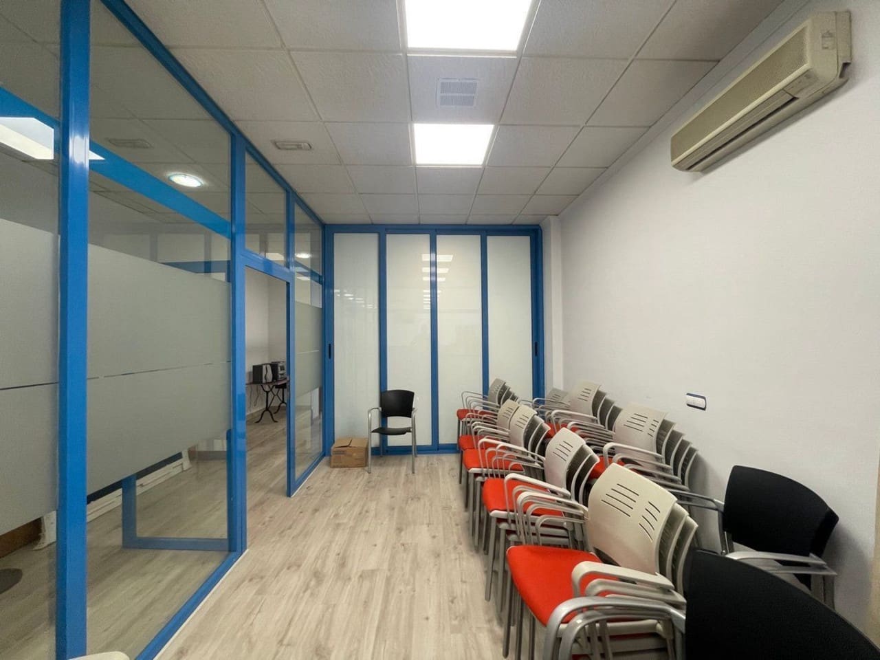 Kommersiell till salu i Calpe / Calp - 185 000 € (Ref: 8786266)