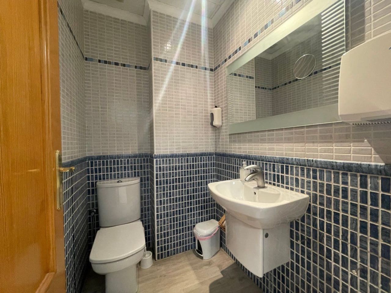 Kommersiell till salu i Calpe / Calp - 185 000 € (Ref: 8786266)