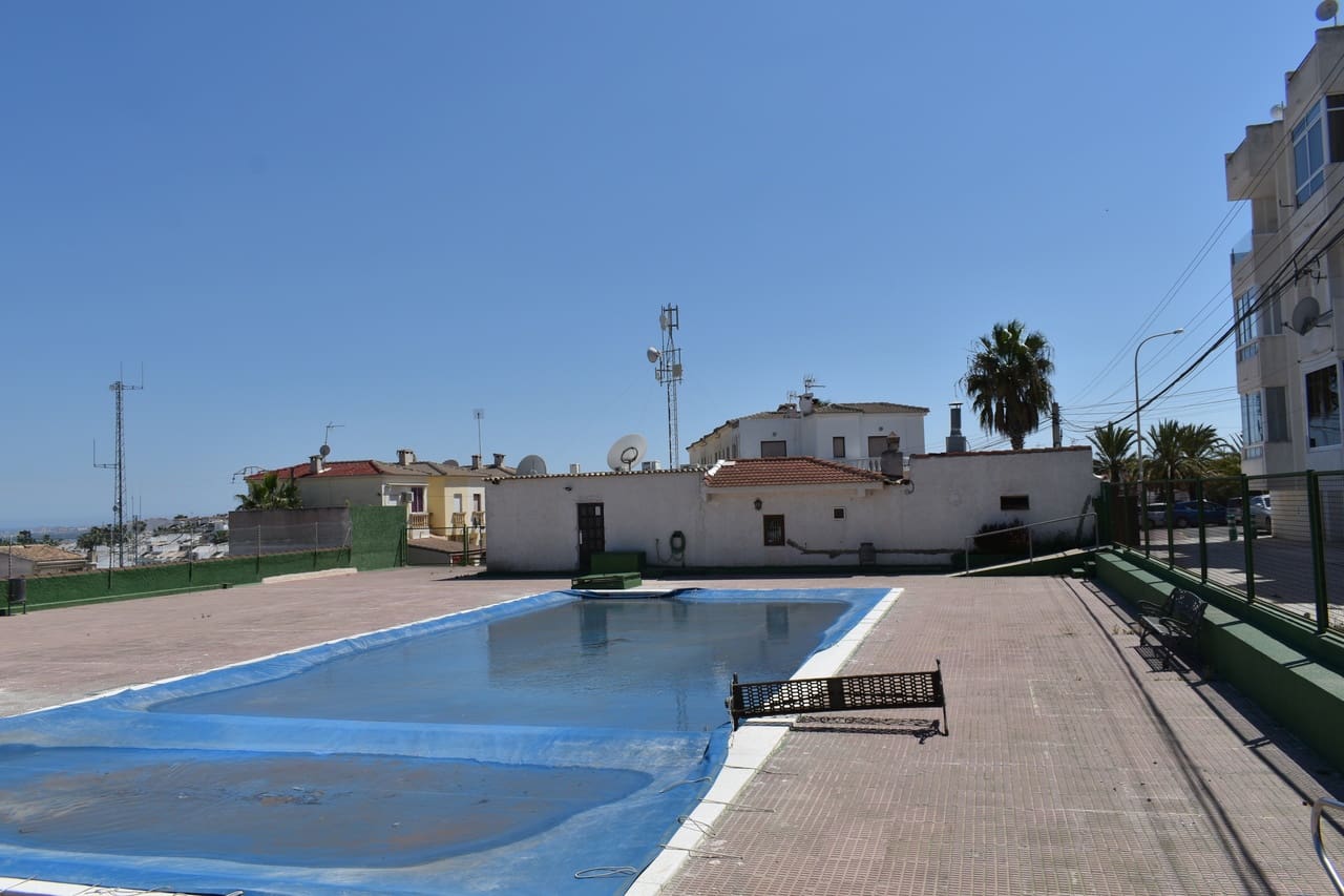 Commercieel te koop in Ciudad Quesada - € 399.000 (Ref: 8787158)