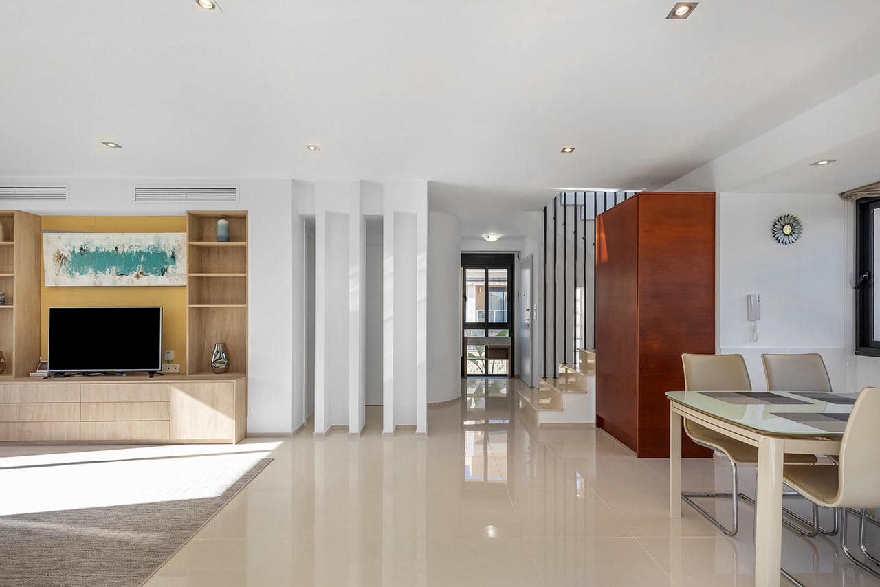 5 sovrum Villa till salu i Orihuela Costa med pool - 895 000 € (Ref: 8792337)