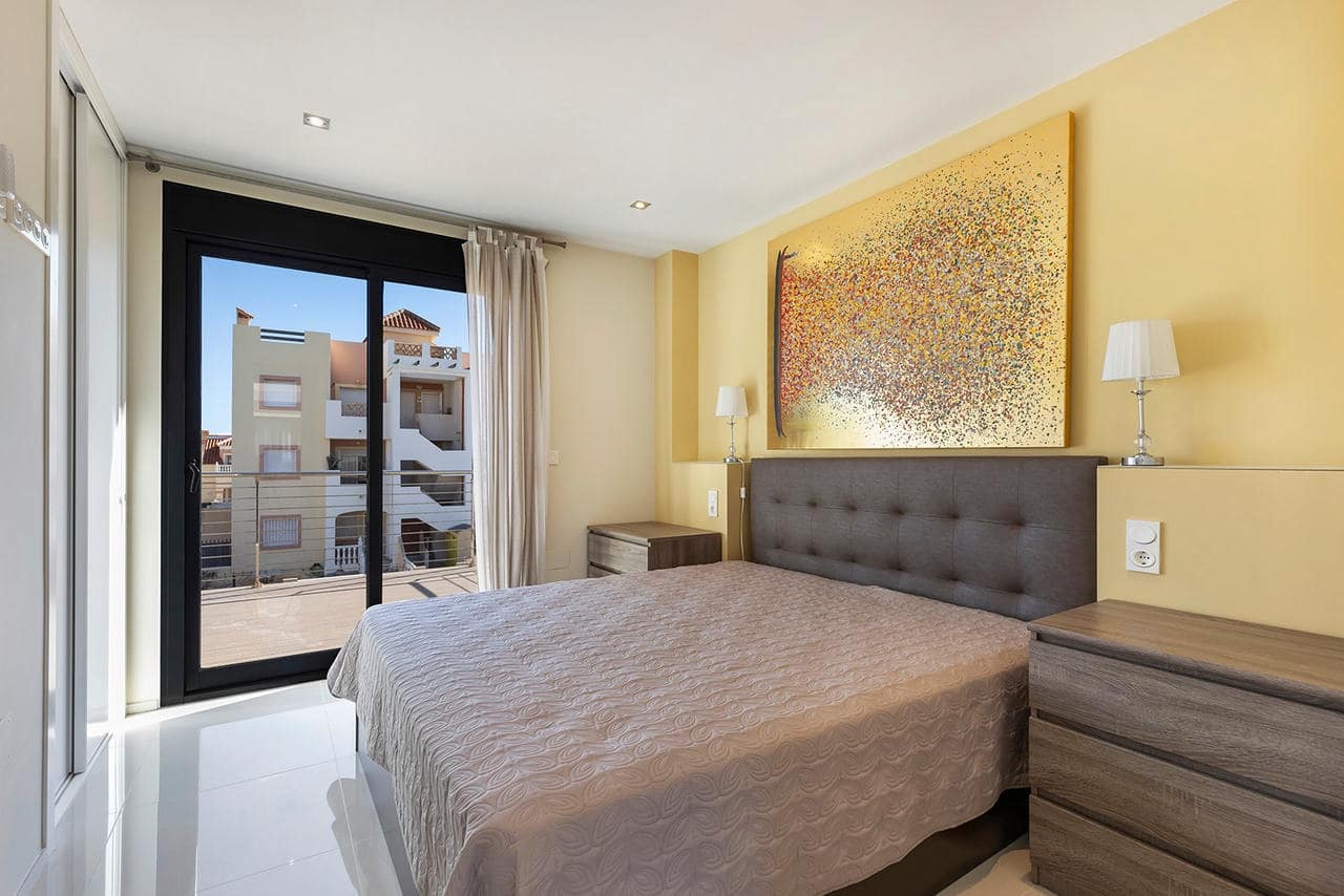 5 sovrum Villa till salu i Orihuela Costa med pool - 895 000 € (Ref: 8792337)